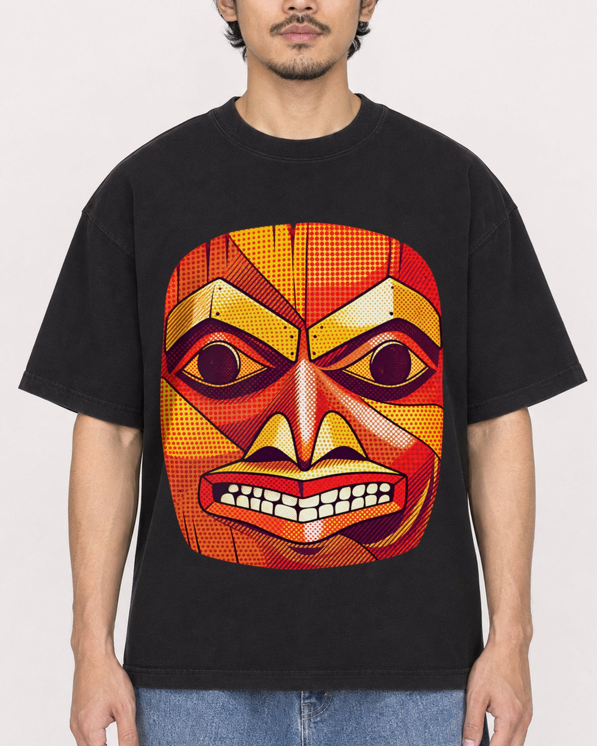 Mockup Boxy Heavyweight Tee Black male close-up 02