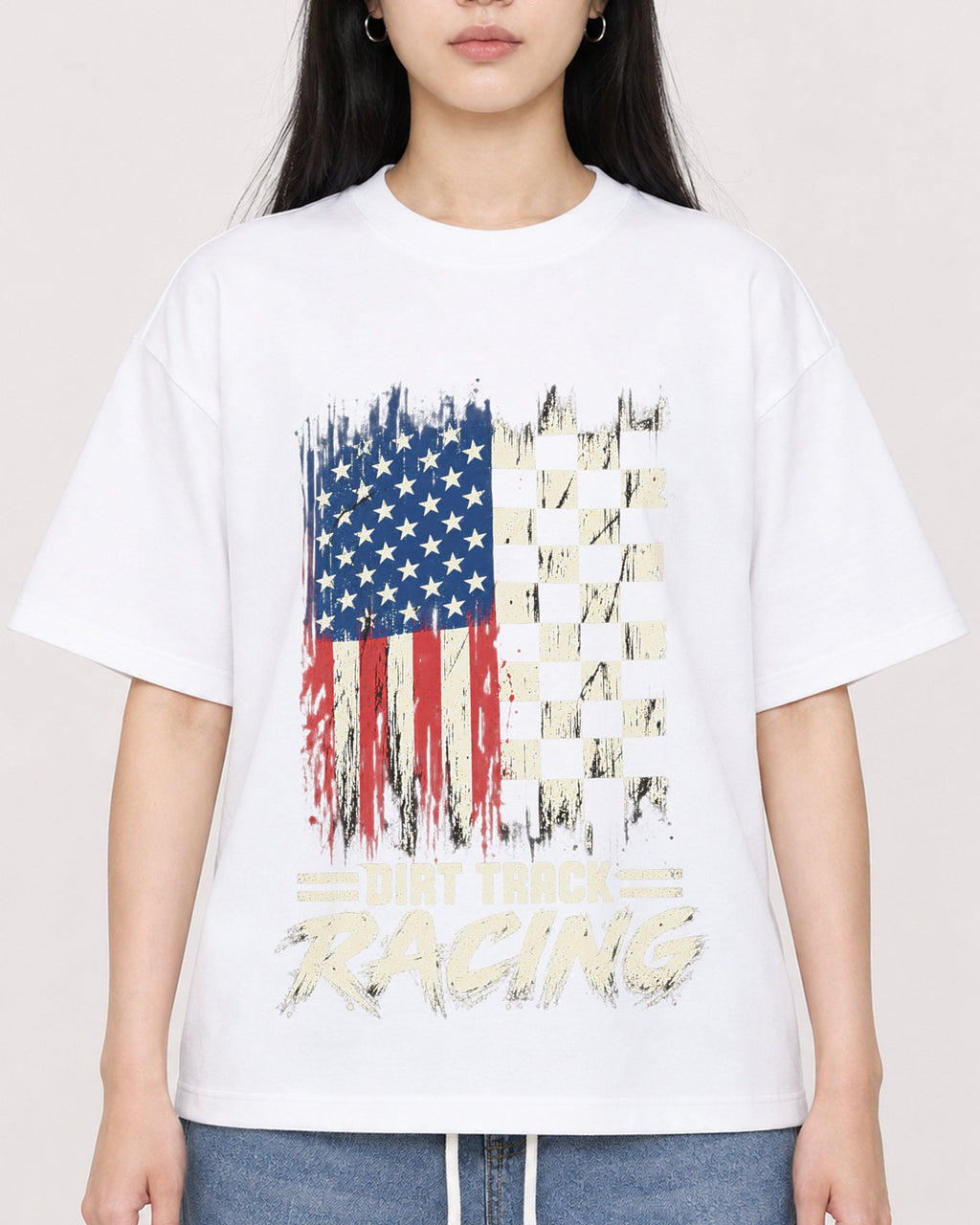 Mockup Boxy Heavyweight Tee White female close-up 01
