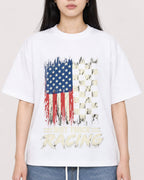 Mockup Boxy Heavyweight Tee White female close-up 01