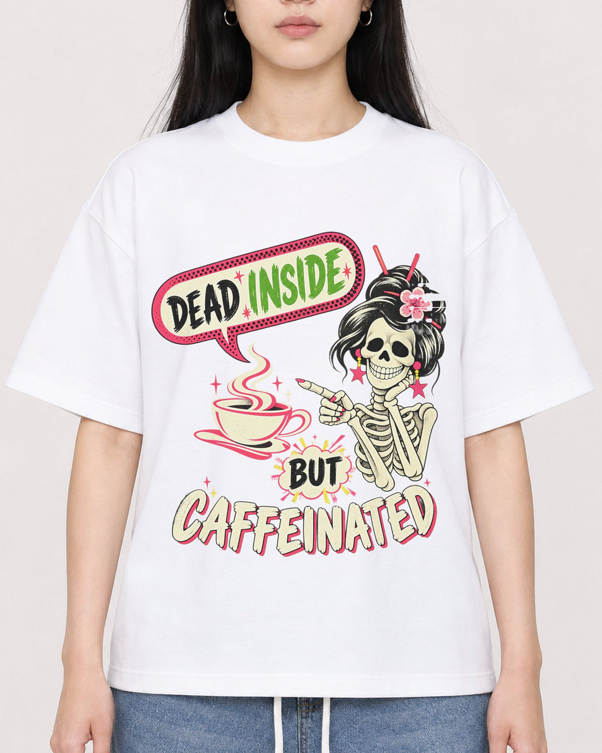 Mockup Boxy Heavyweight Tee White female close-up 01