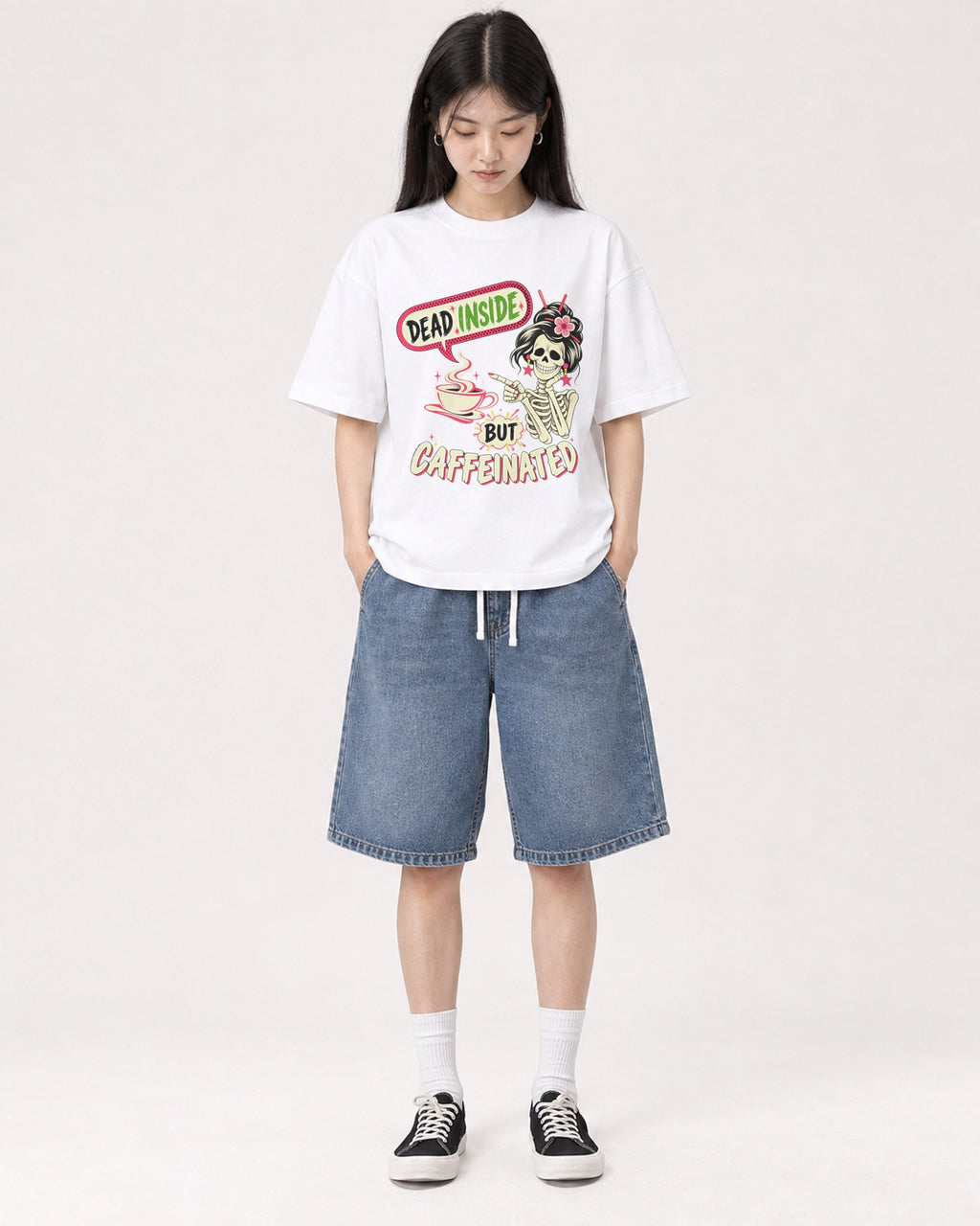 Mockup Boxy Heavyweight Tee White female full-body 01
