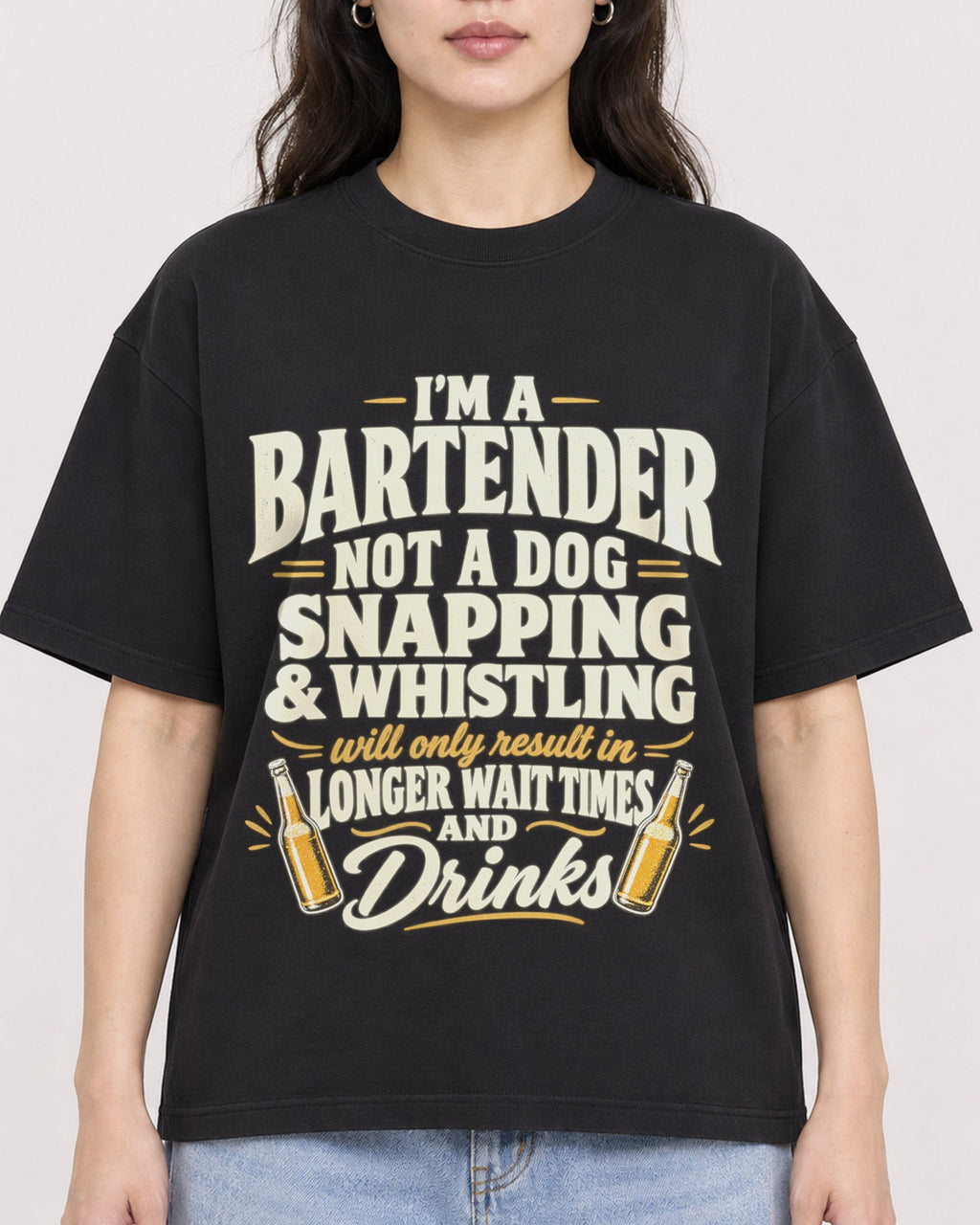 Mockup Boxy Heavyweight Tee Black female close-up 03
