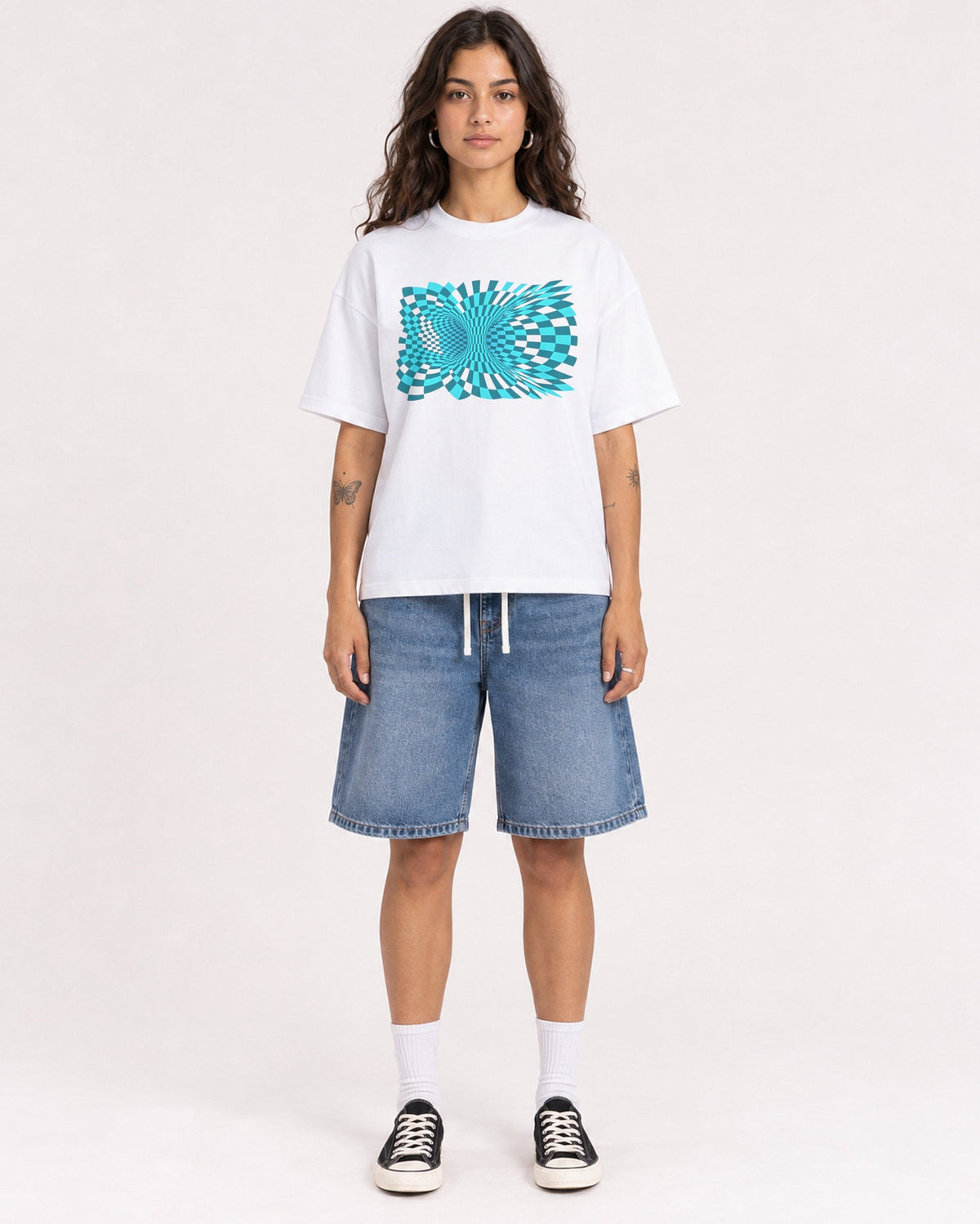Mockup Boxy Heavyweight Tee White female full-body 06
