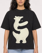 Mockup Boxy Heavyweight Tee Black female close-up 07