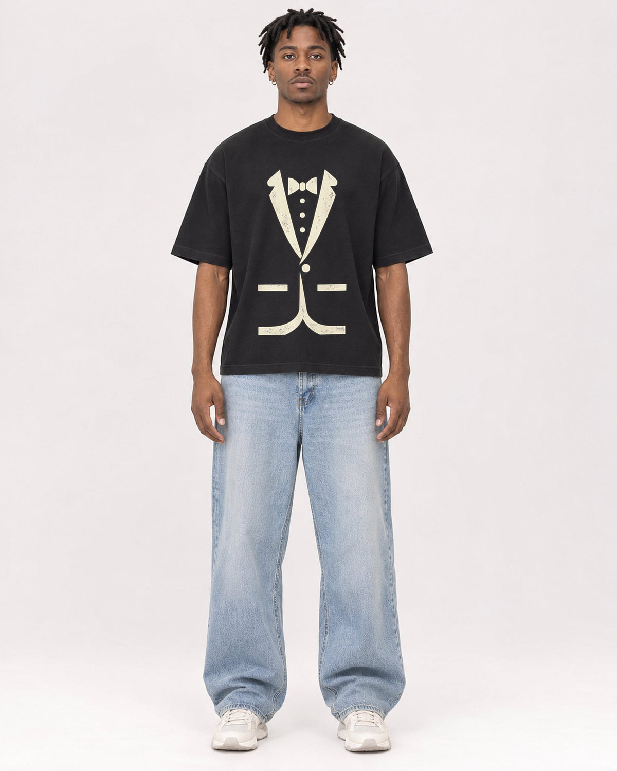 Mockup Boxy Heavyweight Tee Black male full-body 05