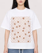 Mockup Boxy Heavyweight Tee White female close-up 01