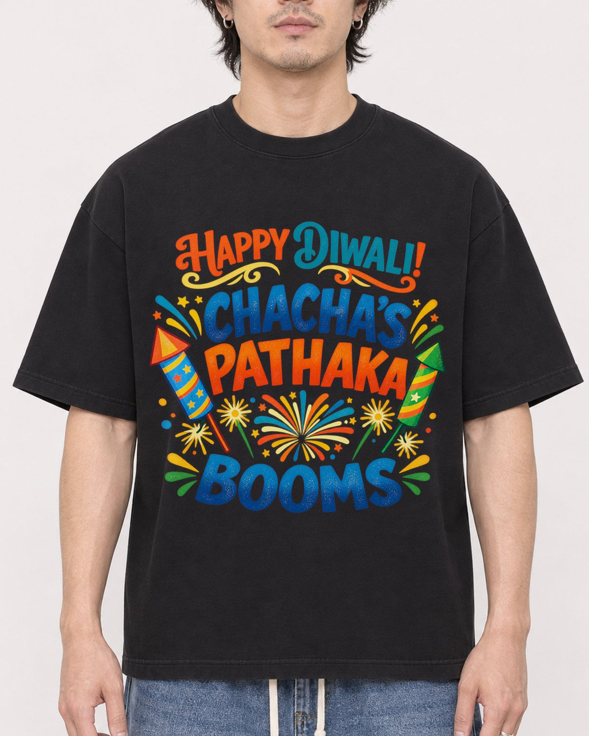 Mockup Boxy Heavyweight Tee Black male close-up 03