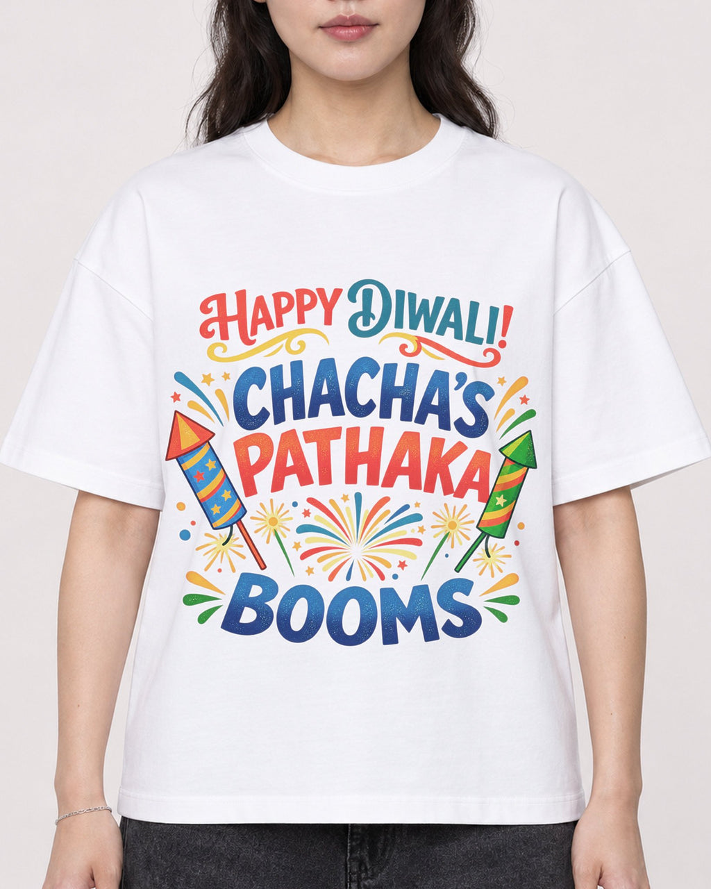 Mockup Boxy Heavyweight Tee White female close-up 03