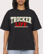 Mockup Boxy Heavyweight Tee Black female close-up 15