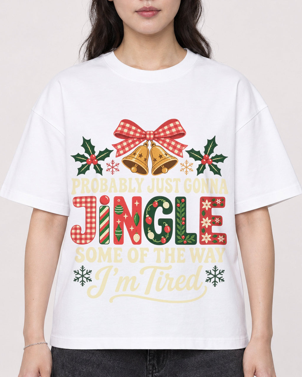 Mockup Boxy Heavyweight Tee White female close-up 03