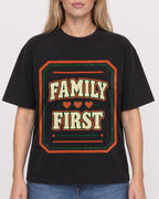 Mockup Boxy Heavyweight Tee Black female close-up 08