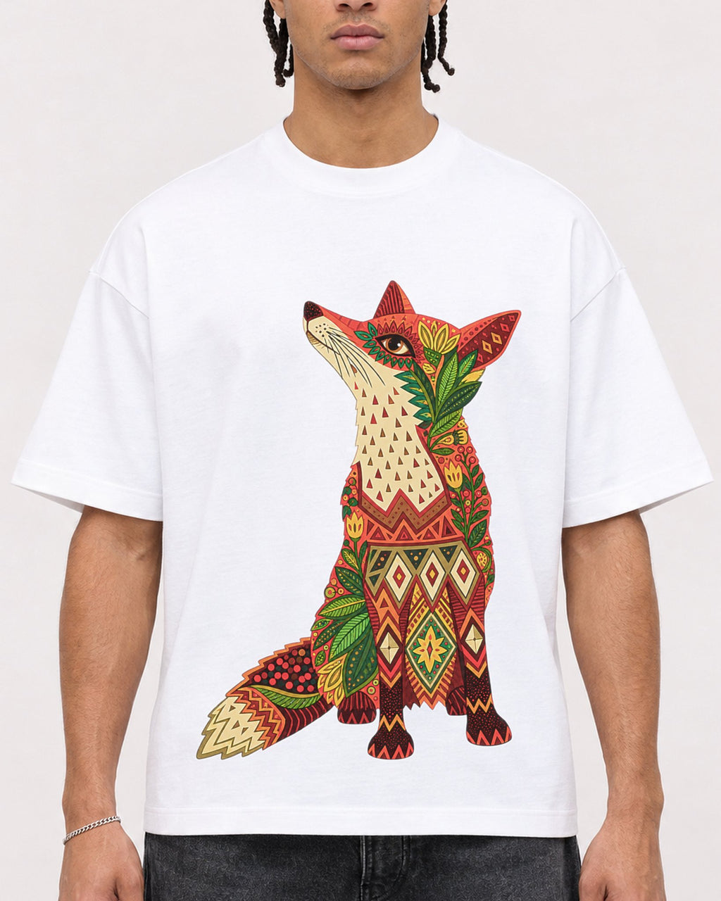 Mockup Boxy Heavyweight Tee White male close-up 40