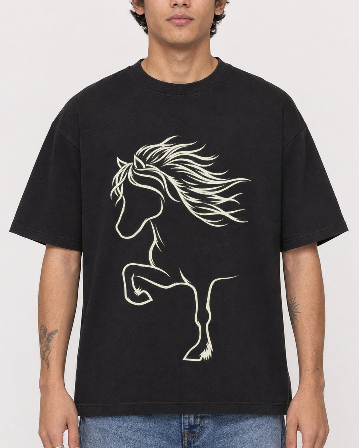 Mockup Boxy Heavyweight Tee Black male close-up 06
