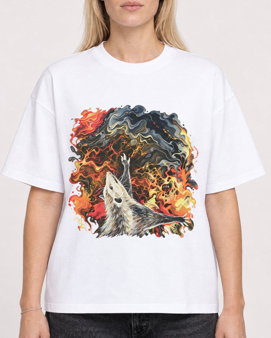 Mockup Boxy Heavyweight Tee White female close-up 08