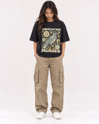 Mockup Boxy Heavyweight Tee Black female full-body 02