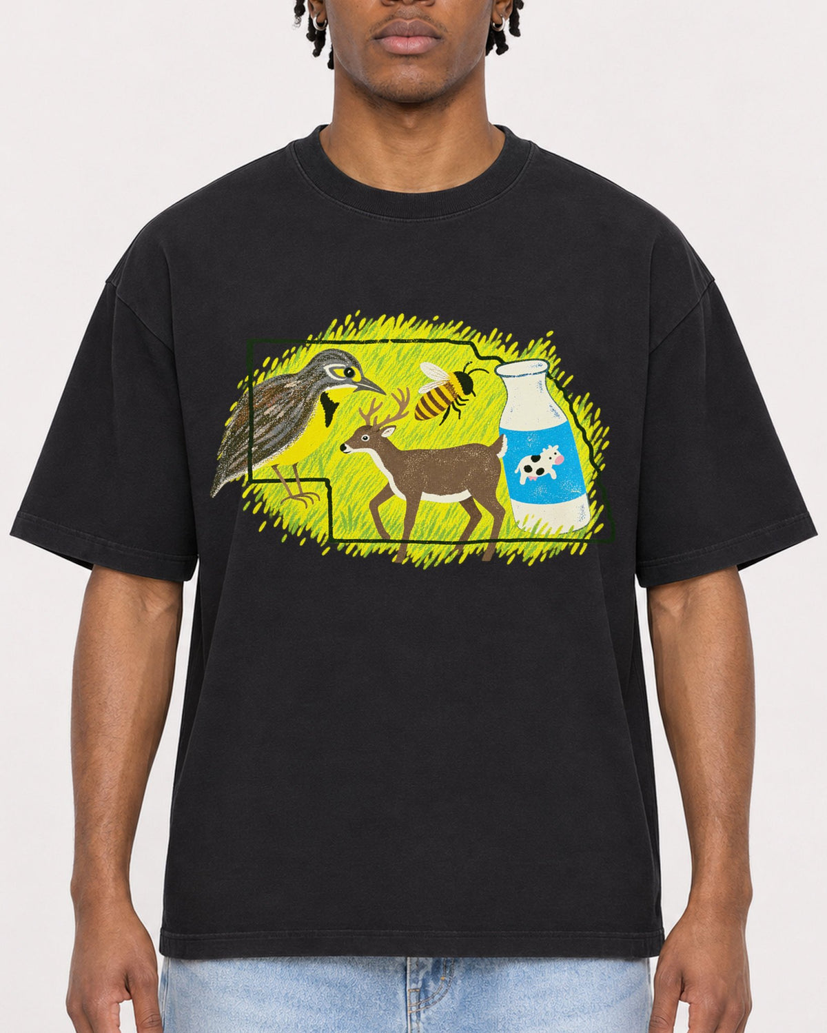 Mockup Boxy Heavyweight Tee Black male close-up 05