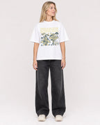 Mockup Boxy Heavyweight Tee White female full-body 08