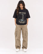 Mockup Boxy Heavyweight Tee Black female full-body 02