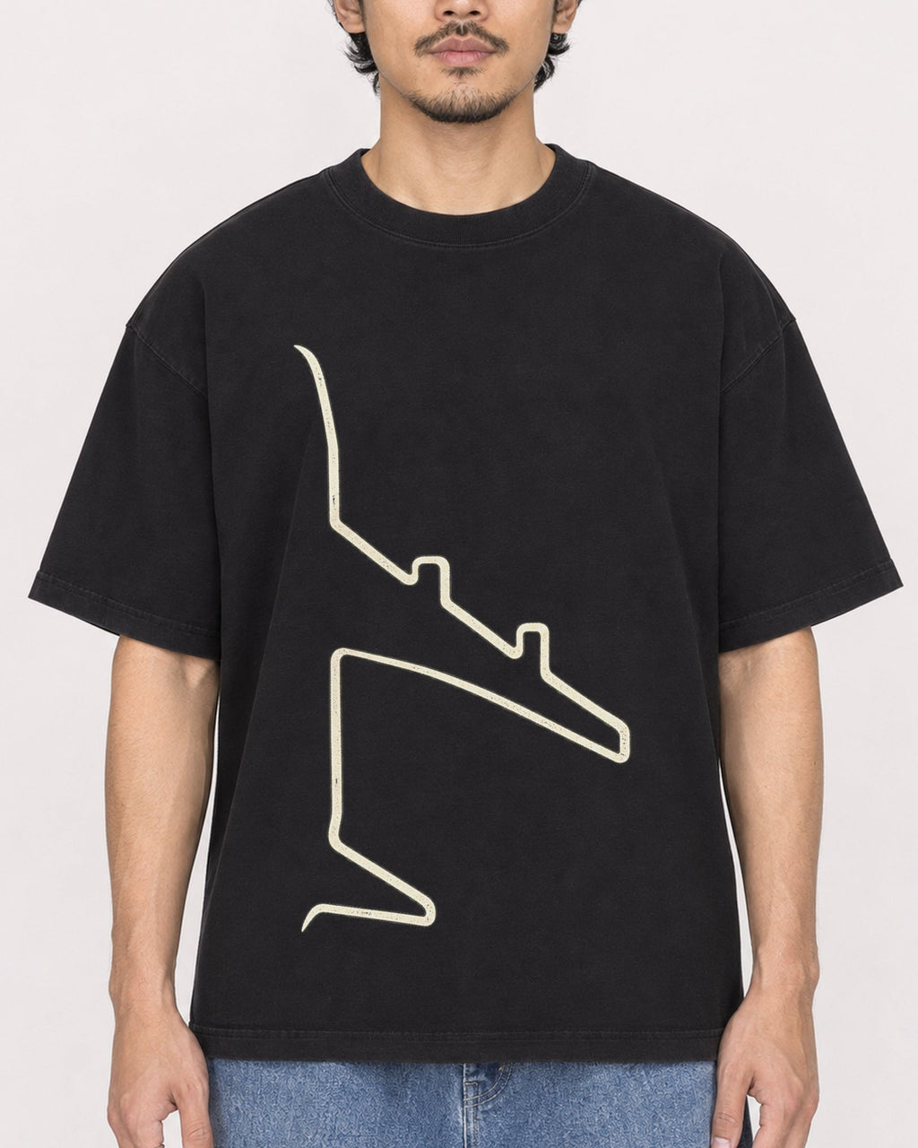 Mockup Boxy Heavyweight Tee Black male close-up 02