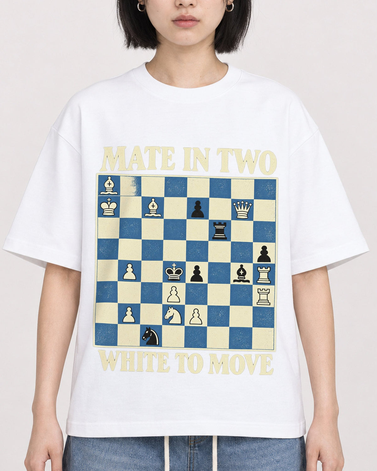 Mockup Boxy Heavyweight Tee White female close-up 11