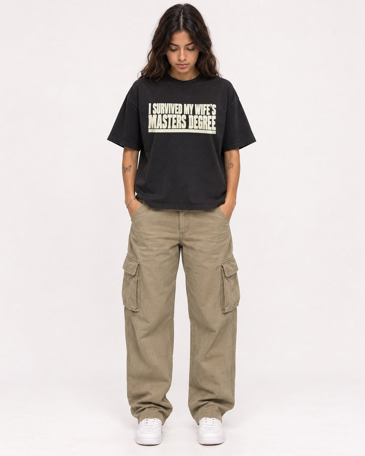 Mockup Boxy Heavyweight Tee Black female full-body 06