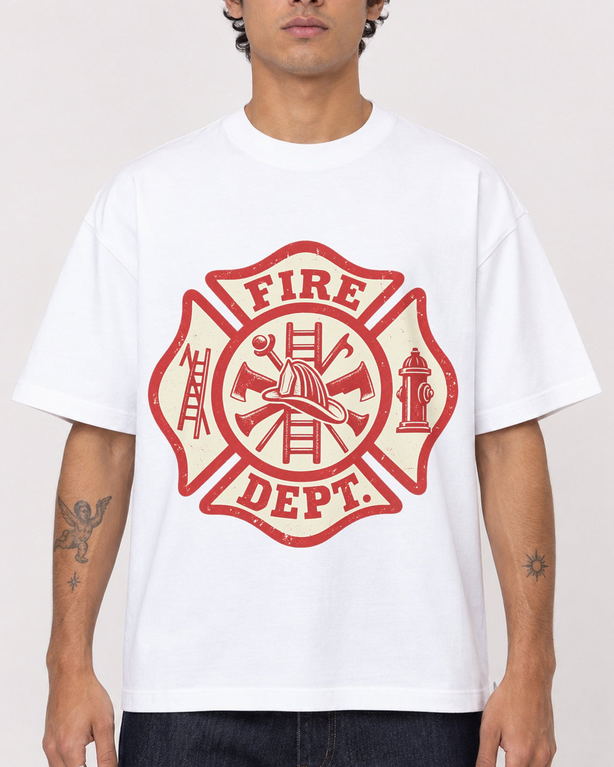 Mockup Boxy Heavyweight Tee White male close-up 06