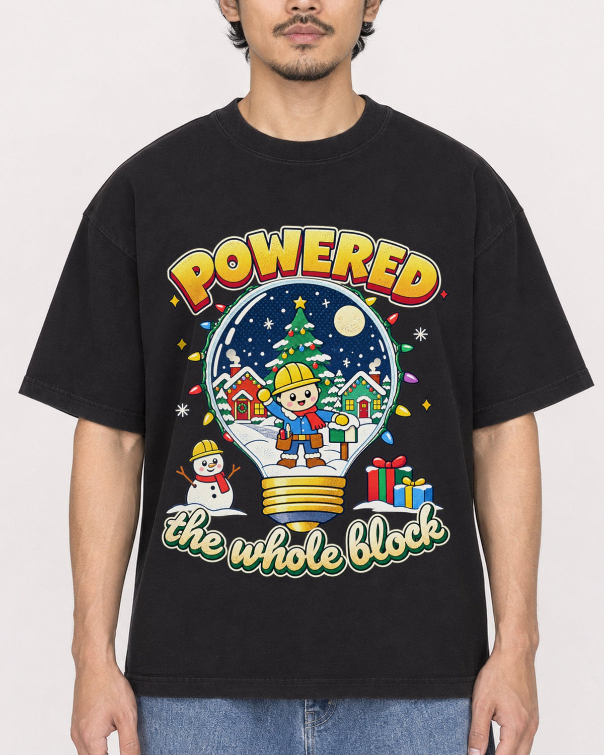 Mockup Boxy Heavyweight Tee Black male close-up 02