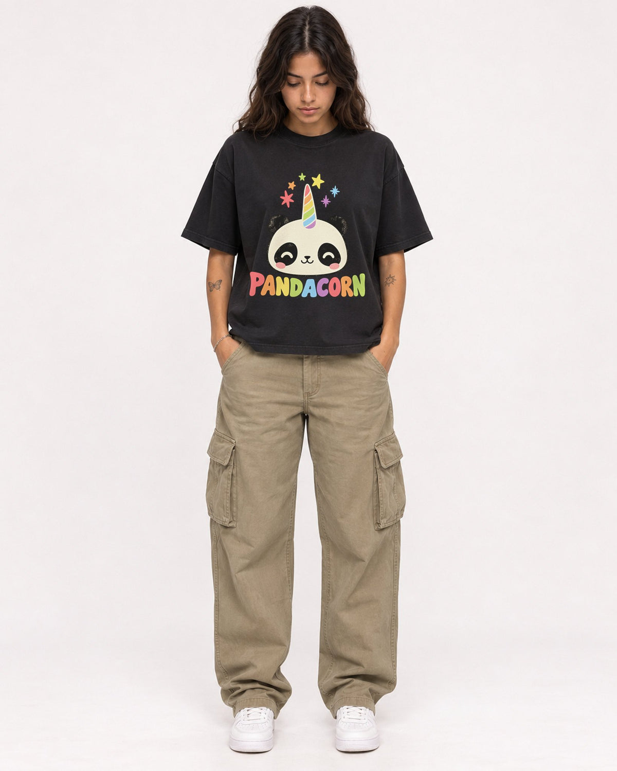 Mockup Boxy Heavyweight Tee Black female full-body 06