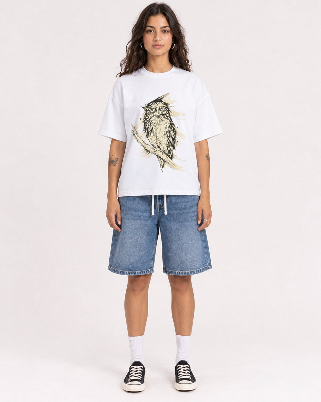 Mockup Boxy Heavyweight Tee White female full-body 06