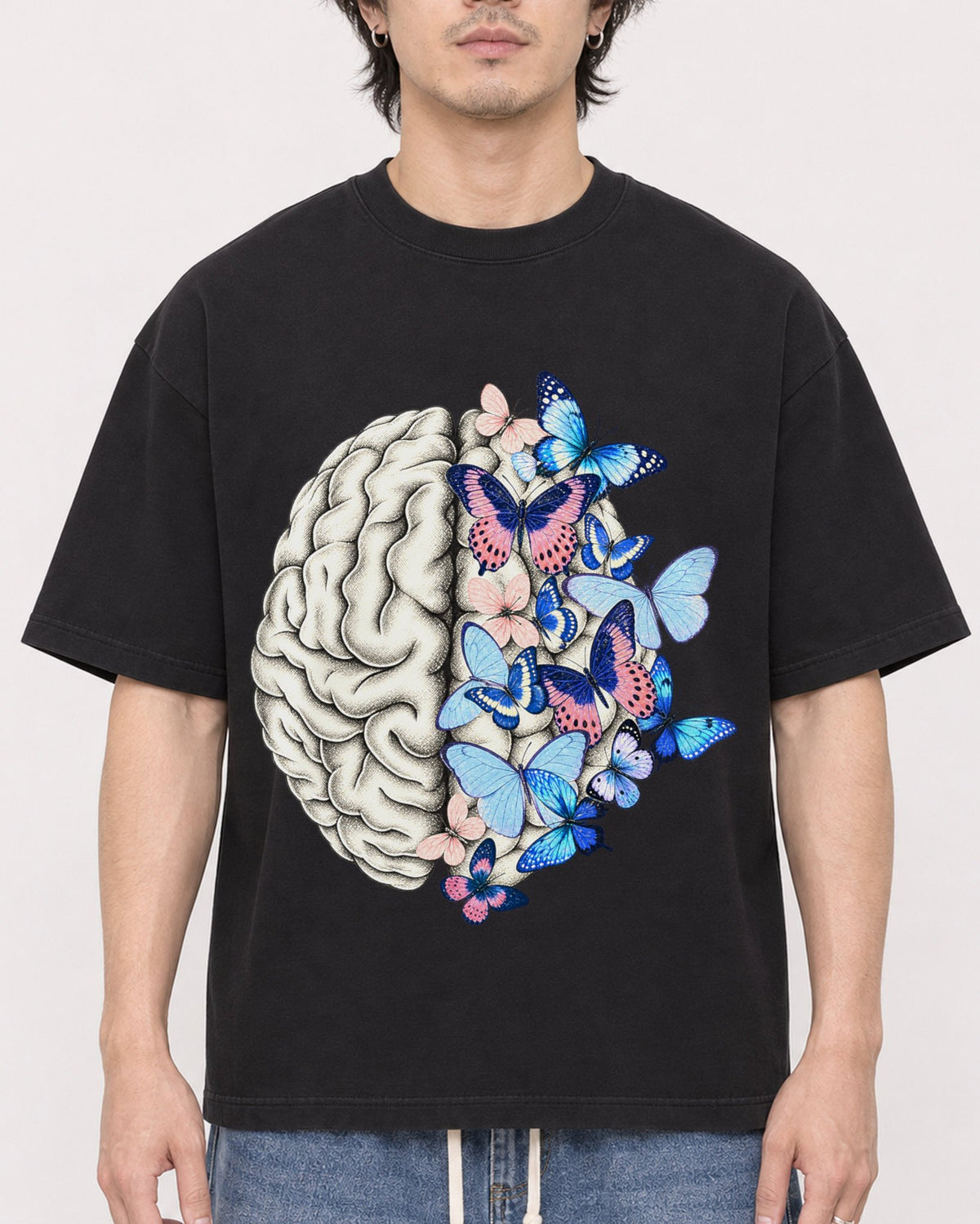 Mockup Boxy Heavyweight Tee Black male close-up 03