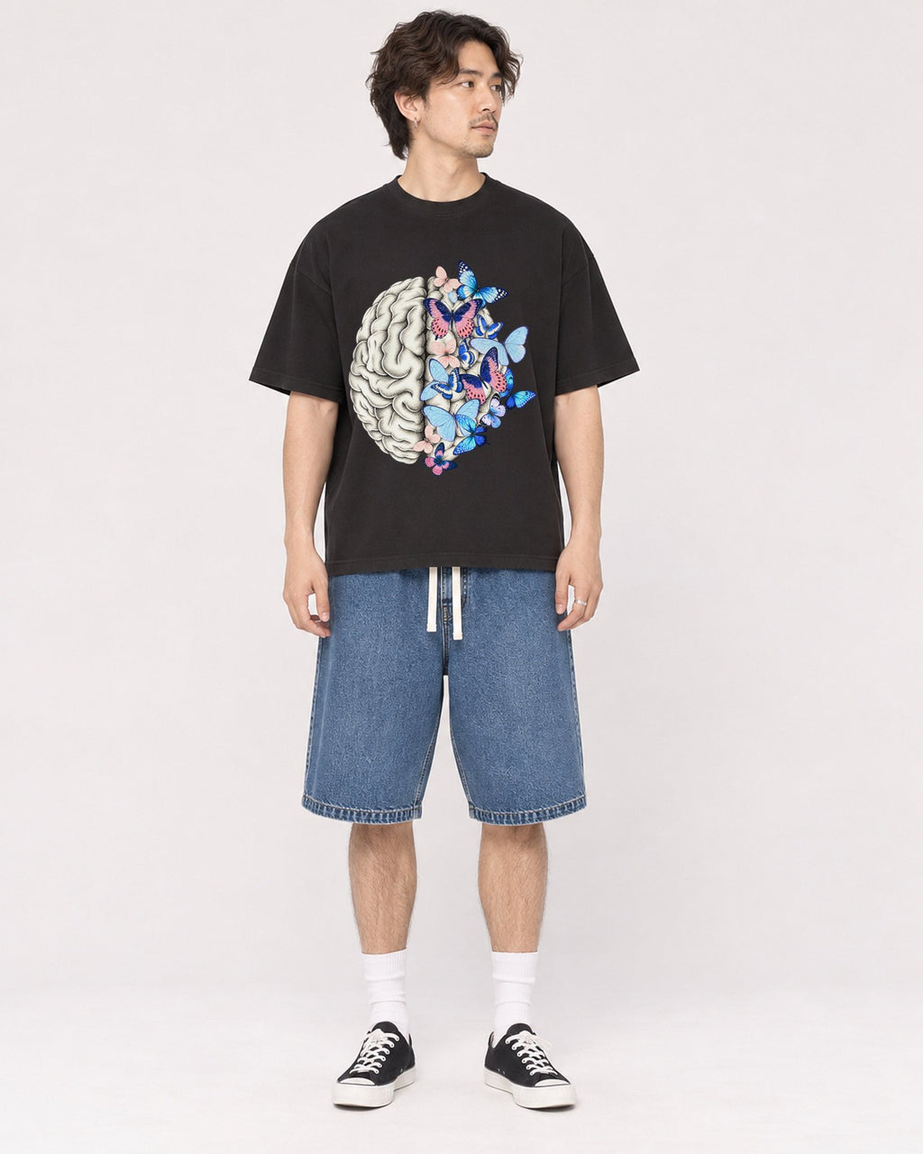 Mockup Boxy Heavyweight Tee Black male full-body 03