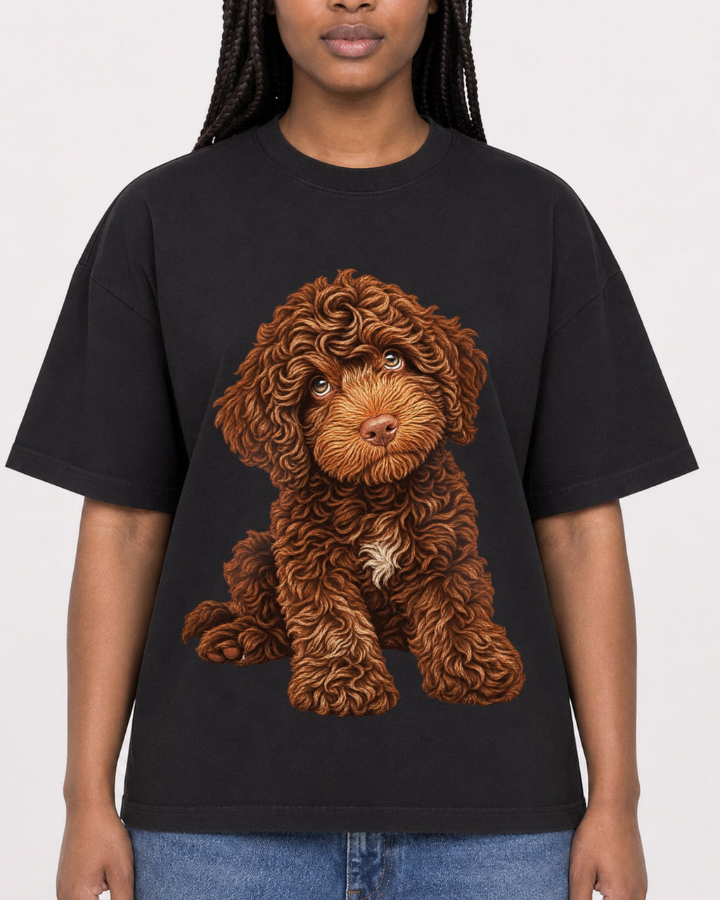Mockup Boxy Heavyweight Tee Black female close-up 04