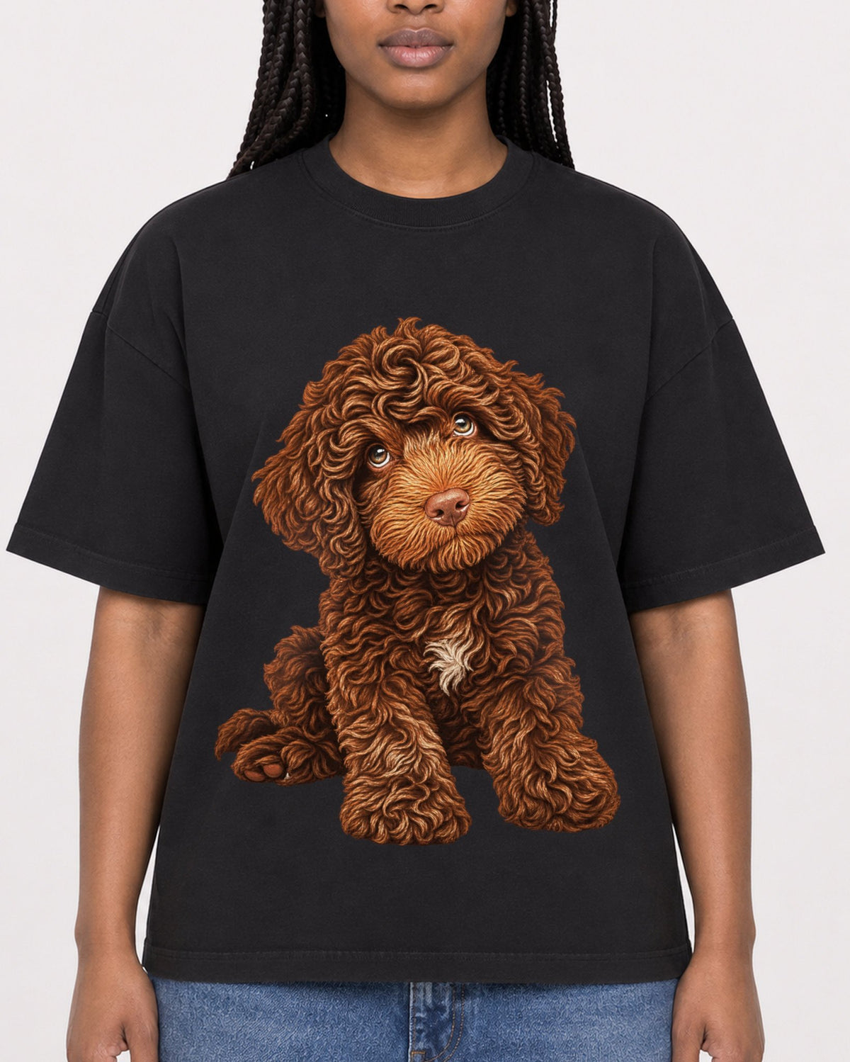 Mockup Boxy Heavyweight Tee Black female close-up 04
