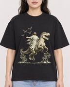 Mockup Boxy Heavyweight Tee Black female close-up 03