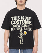 Mockup Boxy Heavyweight Tee Black male close-up 03