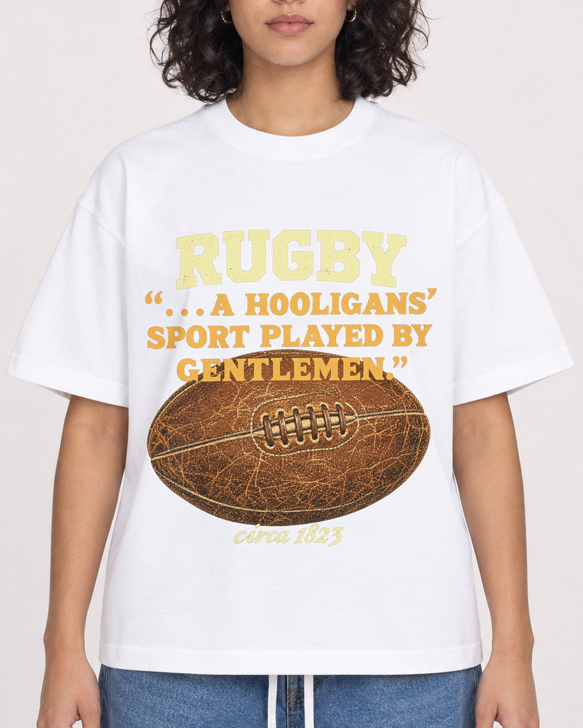 Mockup Boxy Heavyweight Tee White female close-up 26