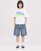 Mockup Boxy Heavyweight Tee White female full-body 11