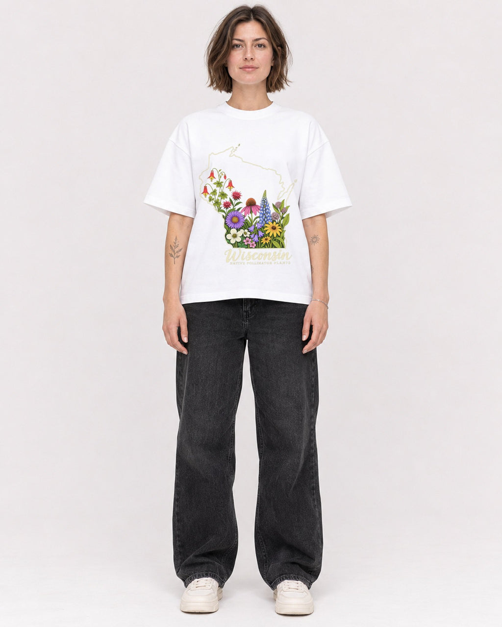 Mockup Boxy Heavyweight Tee White female full-body 18