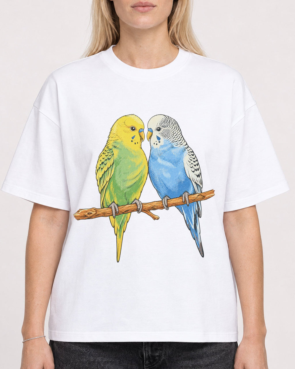 Mockup Boxy Heavyweight Tee White female close-up 08