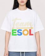 Mockup Boxy Heavyweight Tee White female close-up 01