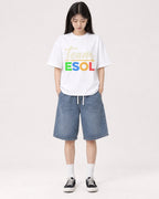 Mockup Boxy Heavyweight Tee White female full-body 01