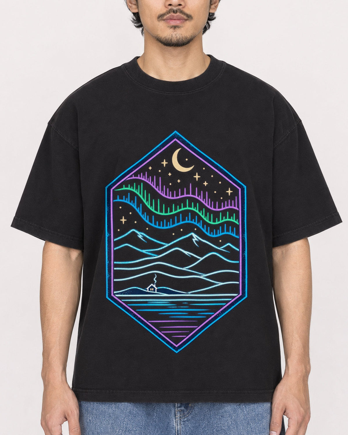 Mockup Boxy Heavyweight Tee Black male close-up 02