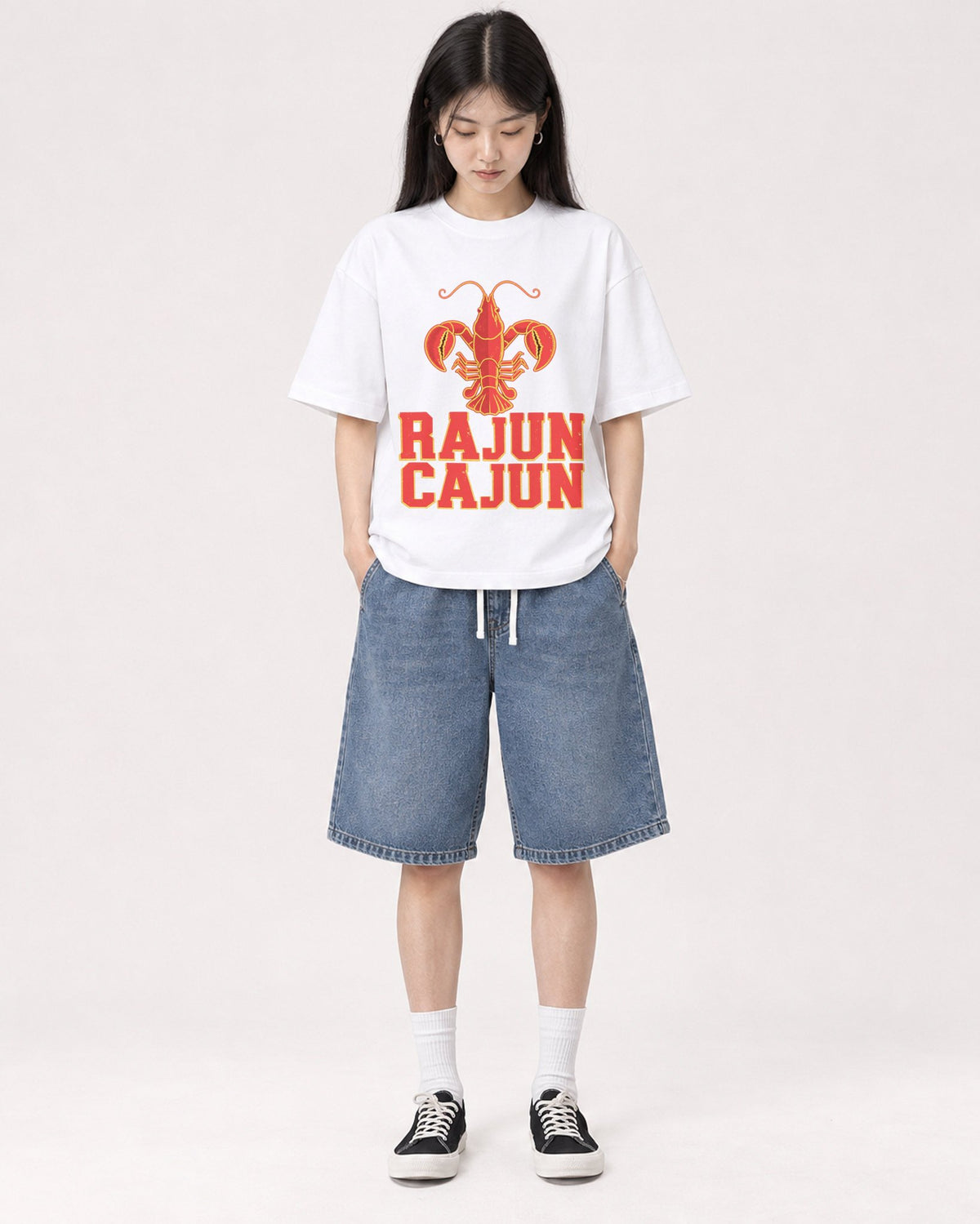 Mockup Boxy Heavyweight Tee White female full-body 01