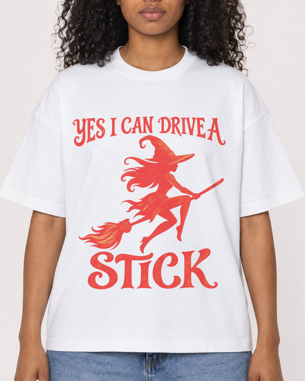 Mockup Boxy Heavyweight Tee White female close-up 05