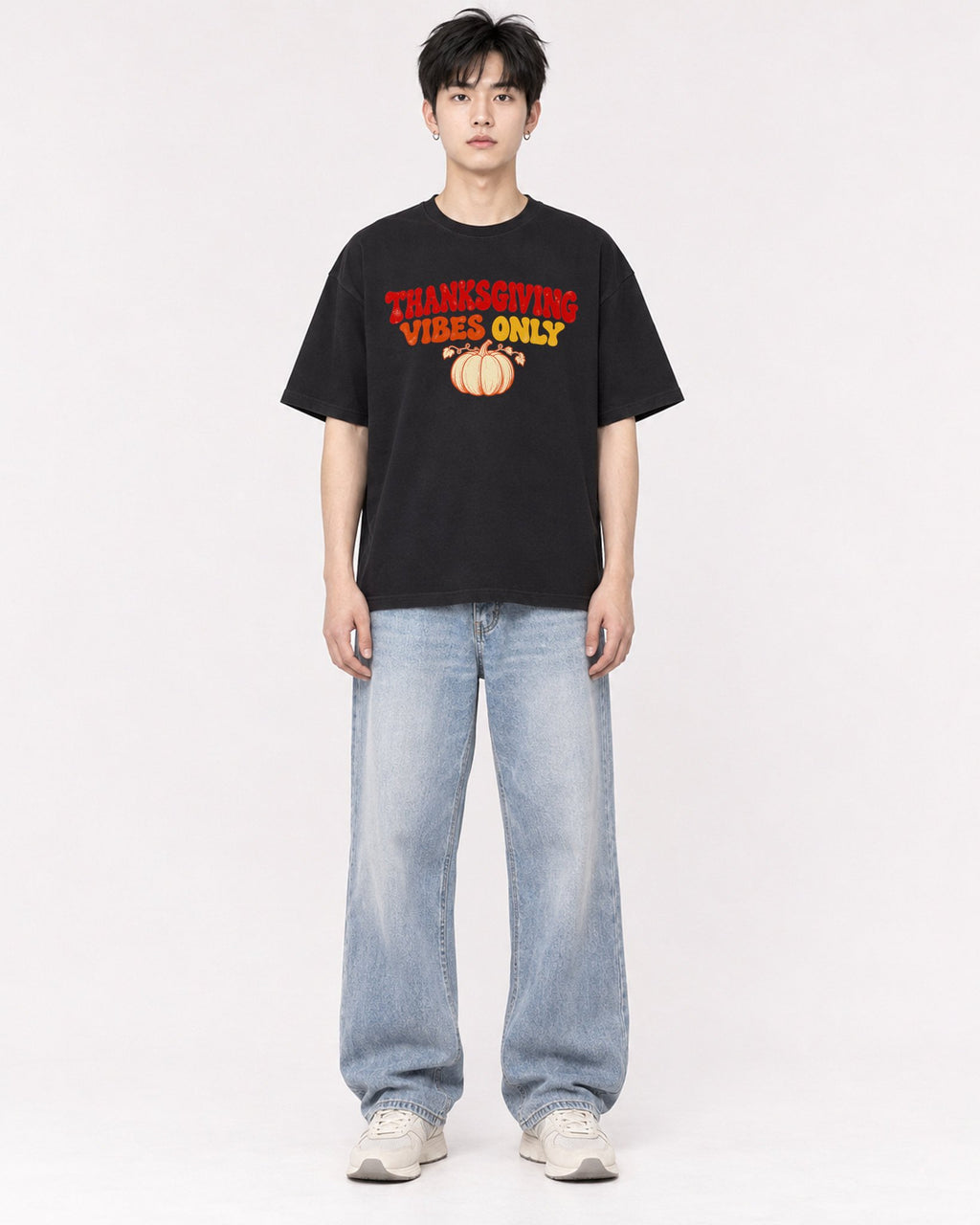 Mockup Boxy Heavyweight Tee Black male full-body 01