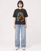 Mockup Boxy Heavyweight Tee Black female full-body 11