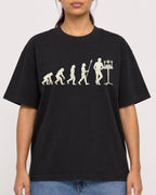 Mockup Boxy Heavyweight Tee Black female close-up 16