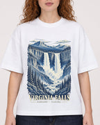 Mockup Boxy Heavyweight Tee White female close-up 09