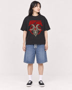 Mockup Boxy Heavyweight Tee Black female full-body 13